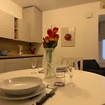 In Bottega Apt1 Lägenhet Bosisio Parini