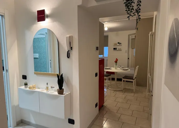 In Bottega Apt1 * Bosisio Parini